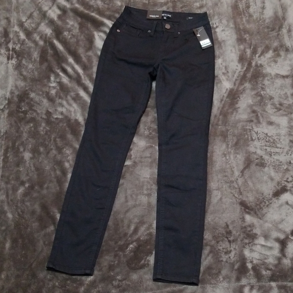KENNETH COLE JESS SKINNY ONYX WASH JEANS 00 or 24 - Picture 5 of 7